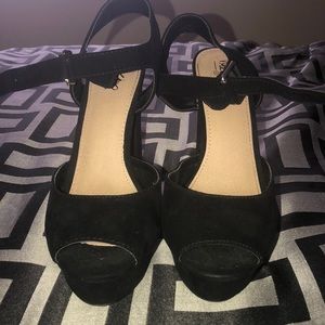 Black 6 inch heels